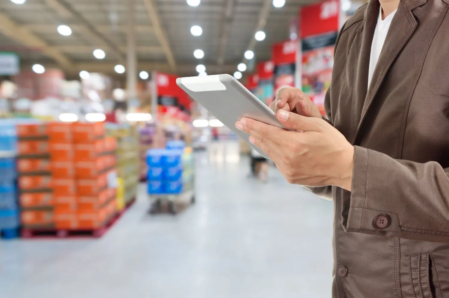 Store rollout management, Retail remodel coordination, Visual merchandising tool, POS campaign implementation, Retail operations software, Store check reporting